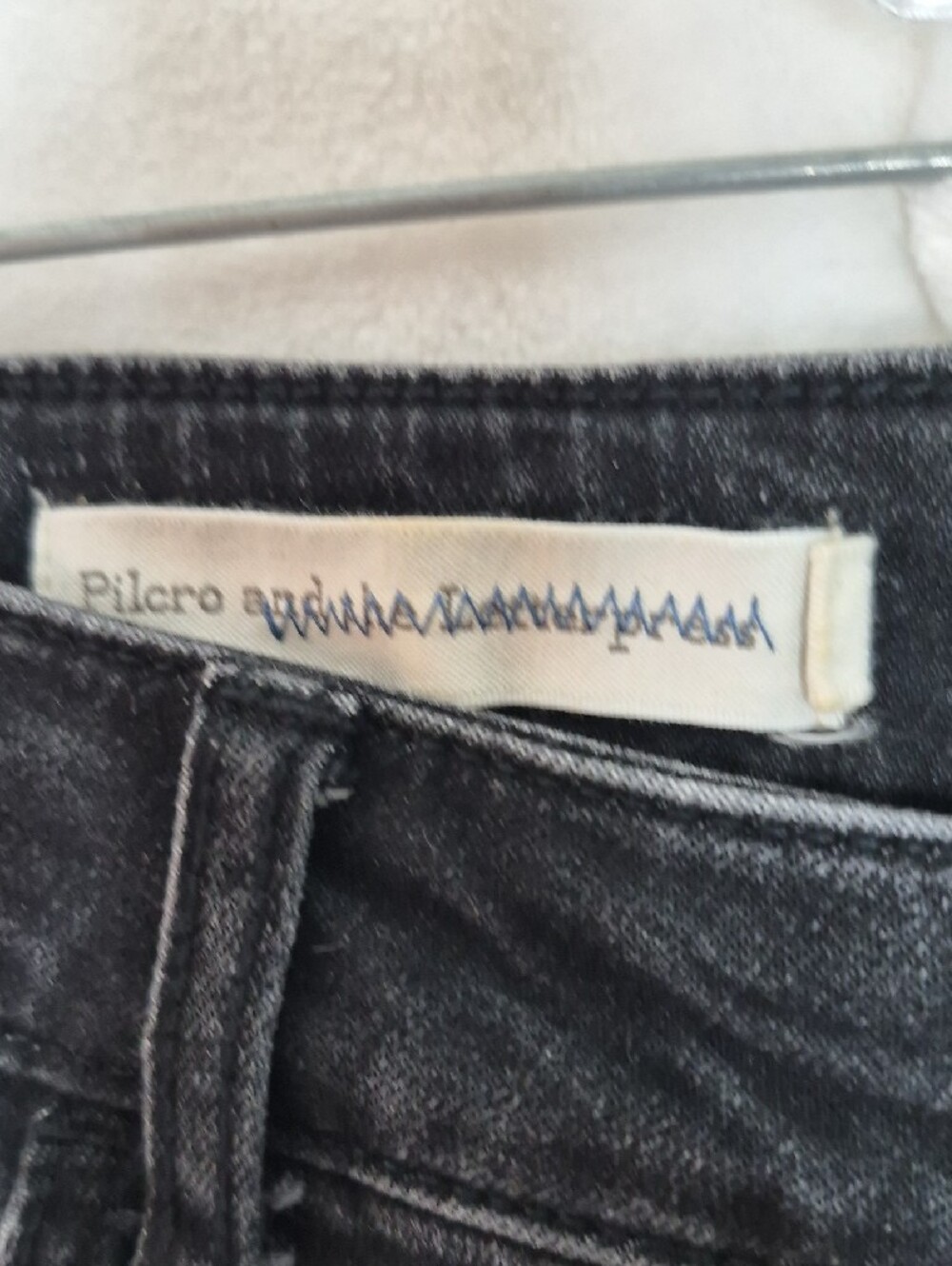 Pilcro and the Letterpress High-Rise Flare Black Jeans Size 26 - Picture 5 of 10